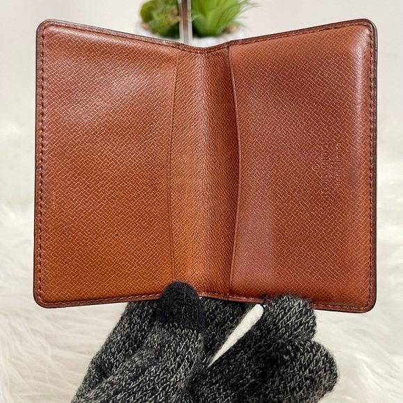 Card Case - Picture 2 of 16